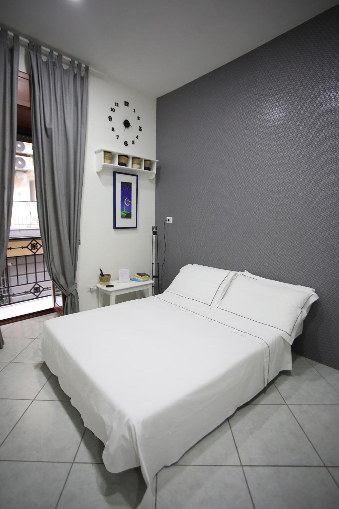 Appartement La Casa Sulla Nuvola Duomo Centro Storico Di Napoli Extérieur photo