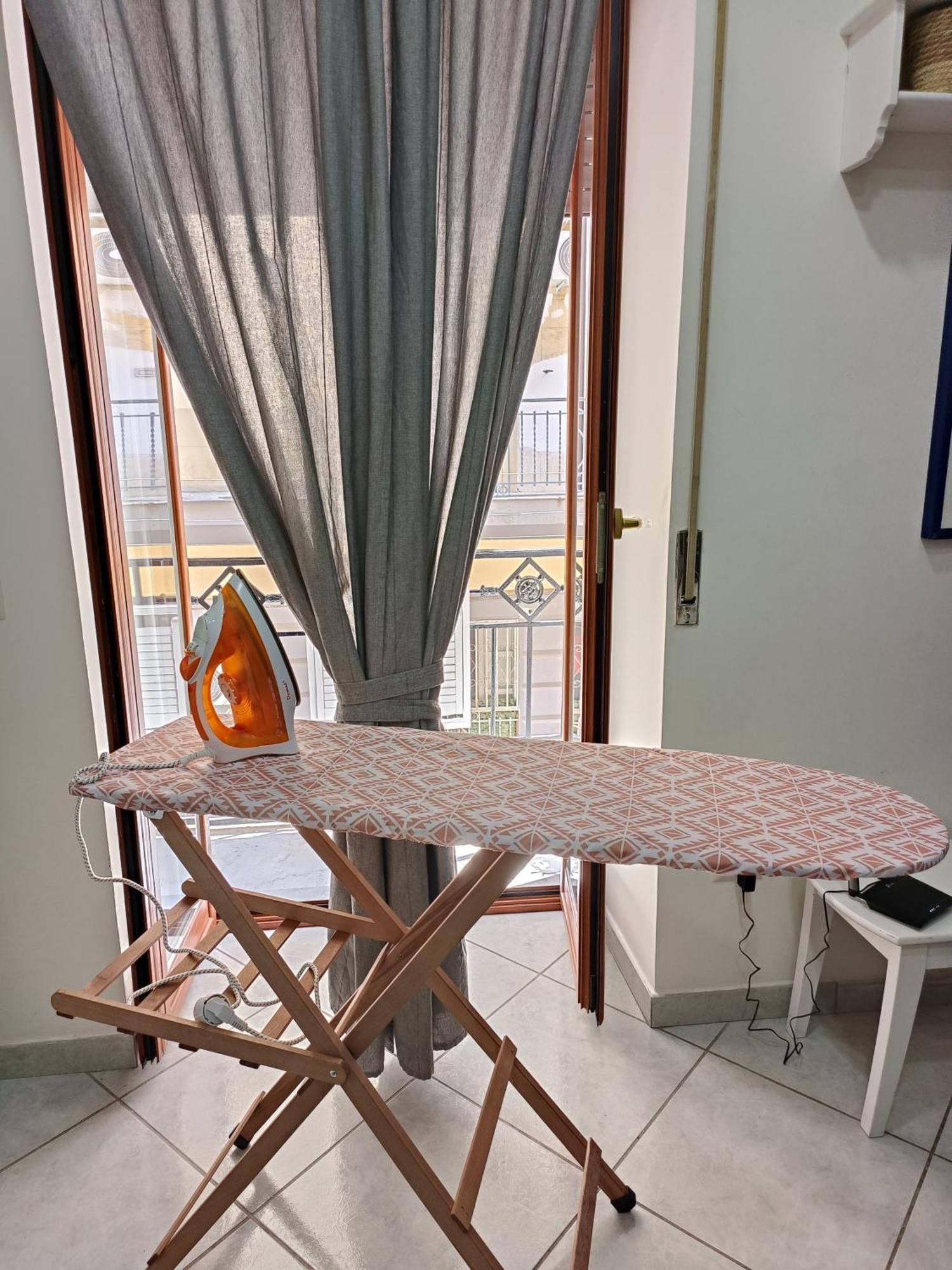 Appartement La Casa Sulla Nuvola Duomo Centro Storico Di Napoli Chambre photo